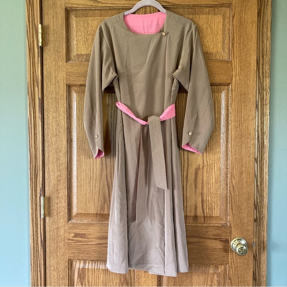 Light Brown Lightweight Wrap-Across Jacket - Picture 2 of 8